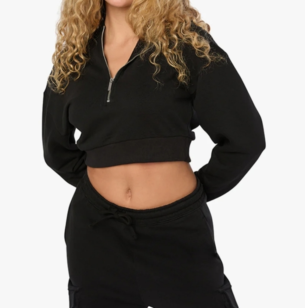 NWT WeWoreWhat Black Half Zip Hoodie S